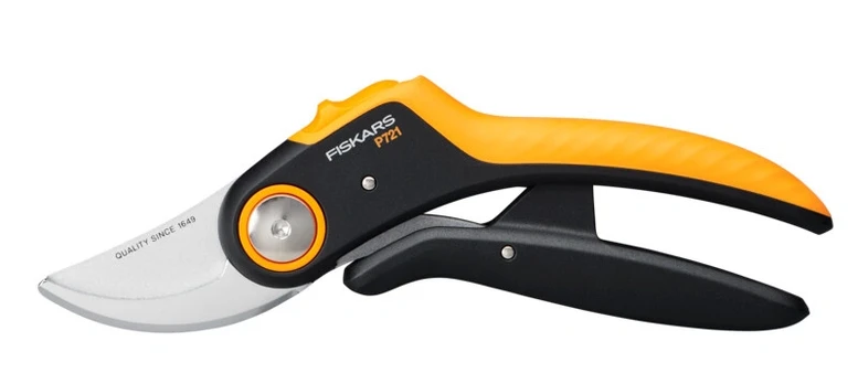 Sekatorius atraminiais ašmenimis Fiskars Plus P741 (1057171)
