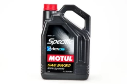 Variklio alyva MOTUL 102643 kaina
