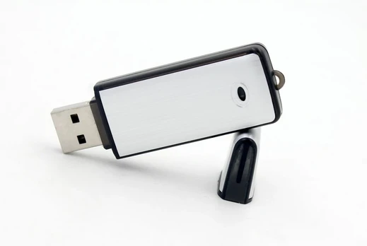 Diktofonas Dyktafonas su Usb atmintimi 8gb, paslėptas pendrive