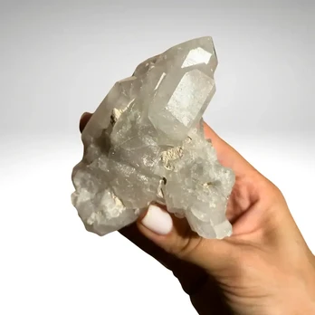 Kalnų krištolas 279g.