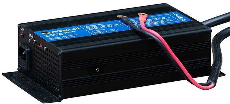 Rebelcell 12.6V 35A Lithium Ion akumuliatorių įkroviklis