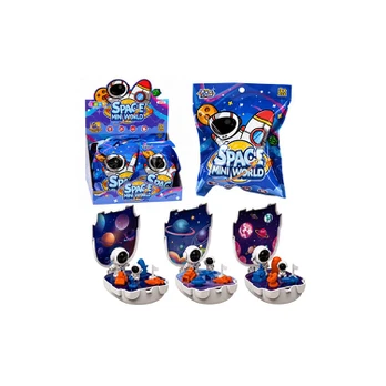 Lean Toys Mini Base Figurines Cosmonaut Space Set Planets Space Mini World