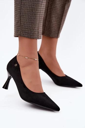Juodi aukštakulniai bateliai Step in style