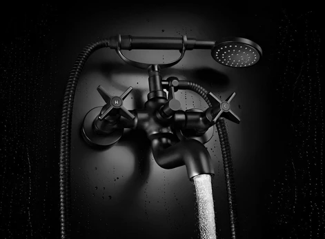 Bathtub mixer with shower set