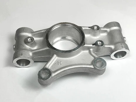 7020-060801 BRACKET, REAR WHEEL SHAFT(RH)