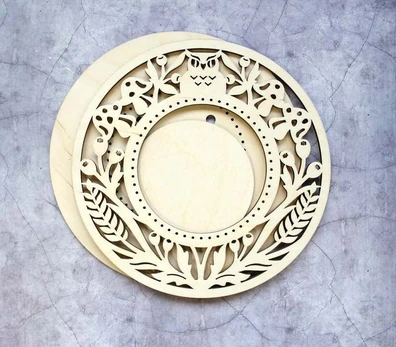 Frame "Forest wreath" medium OR-236