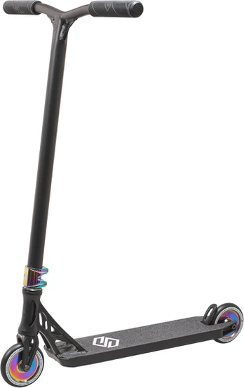 Triukinis paspirtukas Striker Essence, Rainbow