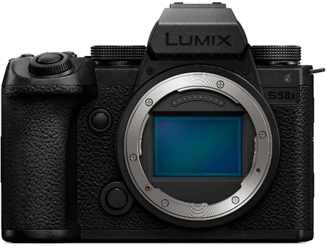 Panasonic Lumix DC-S5 IIX Body (Black)