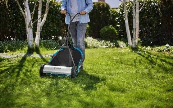 GARDENA Cylinder Lawnmower Plus 400