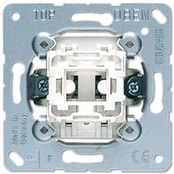 Perjungiklis kryžminis 507U JUNG