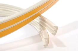 Sandarinimo juosta BRIKO, balta, 9 x 4 mm x 150 m