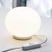 "FLOS Glo-Ball Basic Zero" - balta stalinė lempa