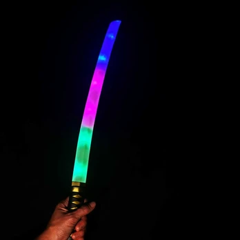LED šviečiantis kardas
