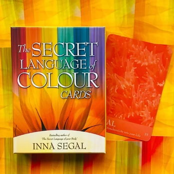 Secret Language of Colour oracle kortos