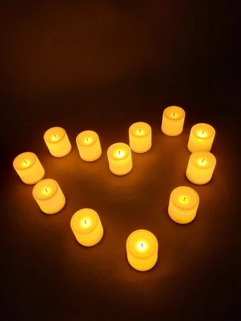 LED žvakėS Helovinui 24 vnt.