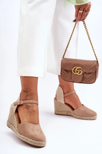 Zomšiniai platforminiai sandalai Beige Selfoss