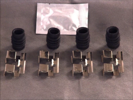 QUICK BRAKE QB109-1818 Brake pad fitting kit