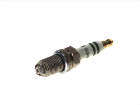 BOSCH 0 242 235 715 Spark plug