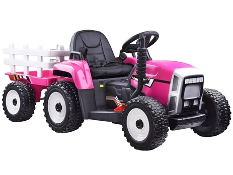 Tractor with a trailer for a battery + PA0242 remote control