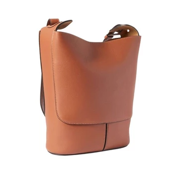 Moteriška rankinė BAG Street, ruda