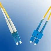 MicroConnect LC/UPC-SC/UPC 15m 9/125 OS2 SM Duplex LSZH OD: 2mm, 0.3db