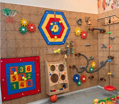MASTERKIDZ STEM Science Kit STEM Walls + Sports Accessories Exhibition Merchandise – Full Value