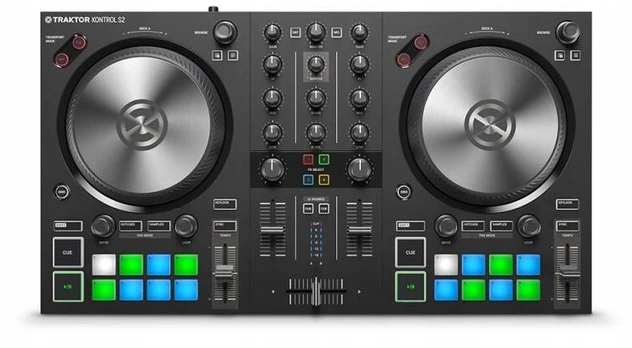 Native Instruments Traktor Kontrol S2 Mk3 Dj valdiklis