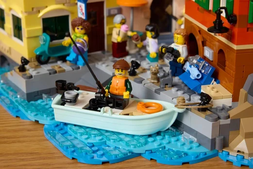LEGO Ideas 21359 Italijos Rivjera