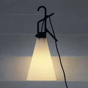 FLOS Mayday Lauko universali lempa, juoda