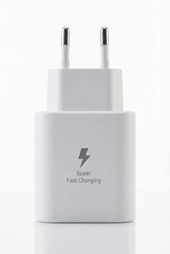 25W PD 3.0 USB-C sieninis įkroviklis Android / iPhone telefonams (Juodas, be laido)