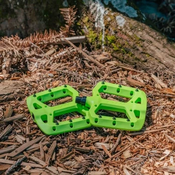 Dviračių platforminiai pedalai FUNN Taipan, žali