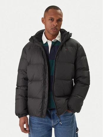 Tommy Jeans Pūkinė striukė Essential DM0DM19786 Juoda Regular Fit