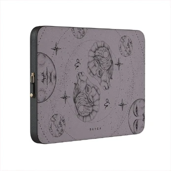 Capricorn - Laptop Sleeve, 16 inches / Purple