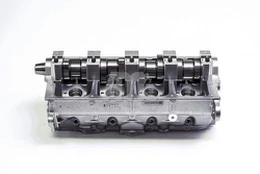 AMC AMC908816 Cylinder head