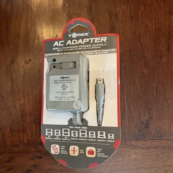 Hyperkin Tomee AC Adapteris for New Nintendo