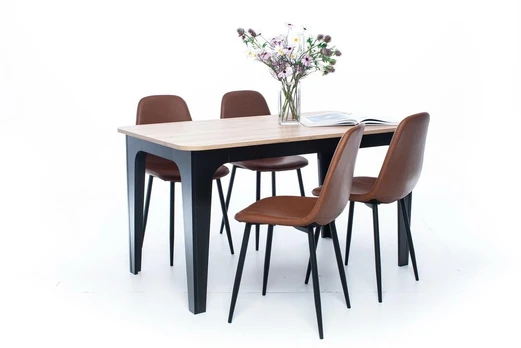 Bond Artisan Oak Dining Table, juodos kojos, 139cm