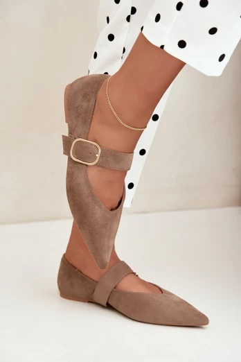 Smėlio spalvos balerinos su sagtimi Step in style