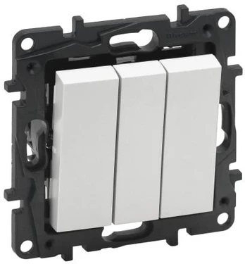 3 kl. mygtukas Niloe Step Legrand 863103