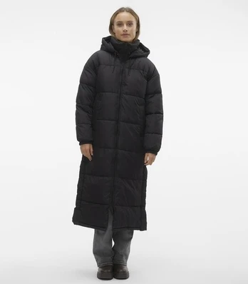 Striukė moterims Vero Moda, juoda