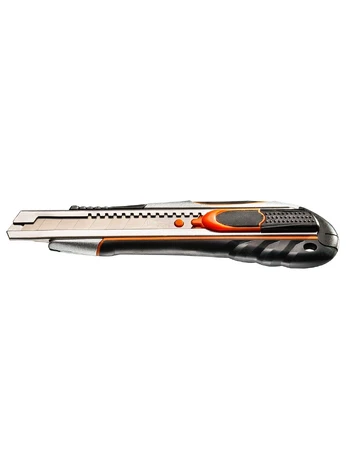 Knife | 18mm | pulled out, breakable blade | Mat: metal