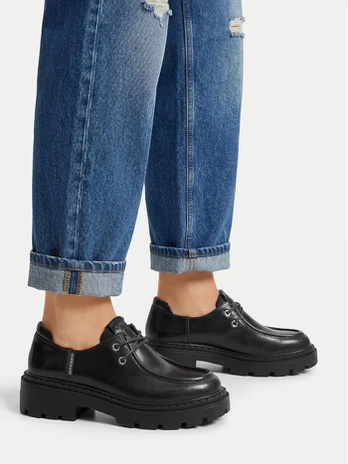 Pusbačiai Guess Jeans CEO-HY5389S-9 Juoda