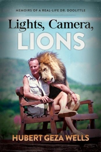 Lights, Camera, Lions - Minkštas viršelis
