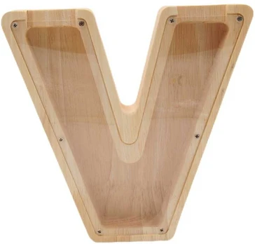 Medinė taupyklė 'Raidė-V', 18 cm