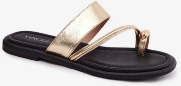 Aukso spalvos basutės su kulnu Step in style