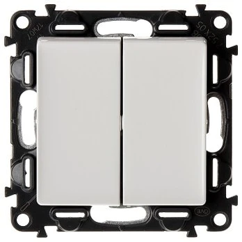 Baltas jungiklis Niloe Step Legrand 863105