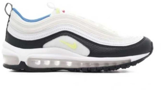 Nike bateliai