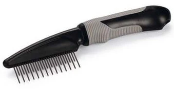 Šukos katėms Beeztees Moulting 470105