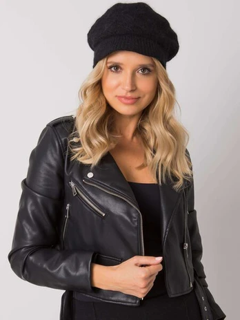 Žieminė kepurė moterims, juoda