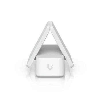 Ubiquiti Weighted stand with adjustable clamp keeps