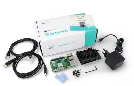 justPi Pro rinkinys – Raspberry Pi 5 WiFi, 8 GB RAM + 32 GB Micro SD + oficialūs priedai